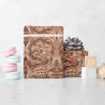 Papel De Regalo cowboy patrón de país occidental de cuero con herr<br><div class="desc">Rústico patrón de país occidental con accesorios de impresión de cuero. Accesorios para el hogar en el suroeste</div>