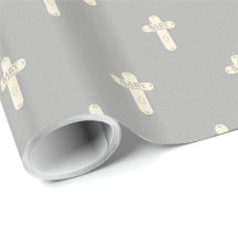 Cruz crema y gris para dedicación de bebé