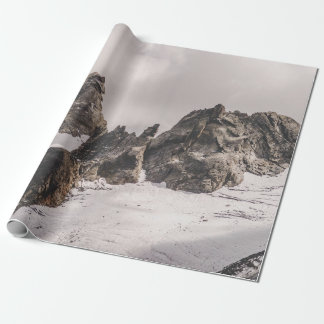 PAPEL DE REGALO CUBIERTA DE MONTAÑA POR NIEVE