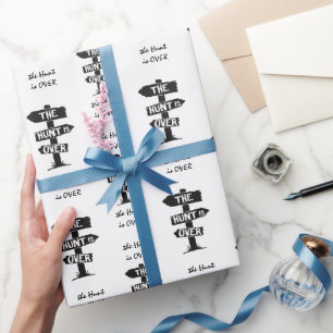 Papel De Regalo Cuerna Rústica en Blanco y Negro La Caza ha Termin