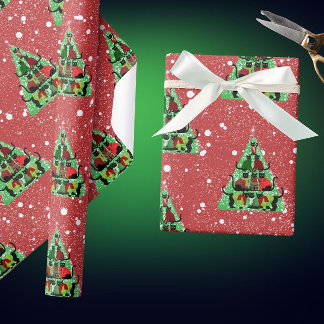 Papel De Regalo Cuidados gatos negros en sudorosos árboles de Navi (Cute Black cats form a festive Christmas tree wearing their Christmas sweaters)