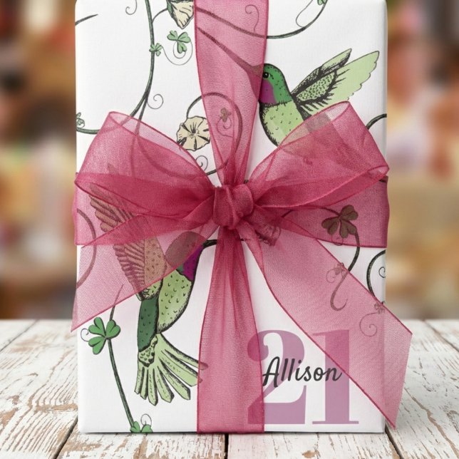 Papel De Regalo Cumpleaños 21 Verde Irlandés Colibríes (21st Birthday Irish Green Clovers and Hummingbird Wrapping Paper for Her. Pretty Bird Pattern)