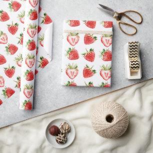 Papel De Regalo Cumpleaños de Fresas con Forma de Corazón