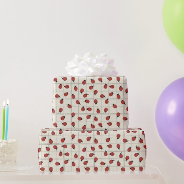 Papel De Regalo Cute ladybugs Easter pattern on plaid cream white (Regalos de fiesta)