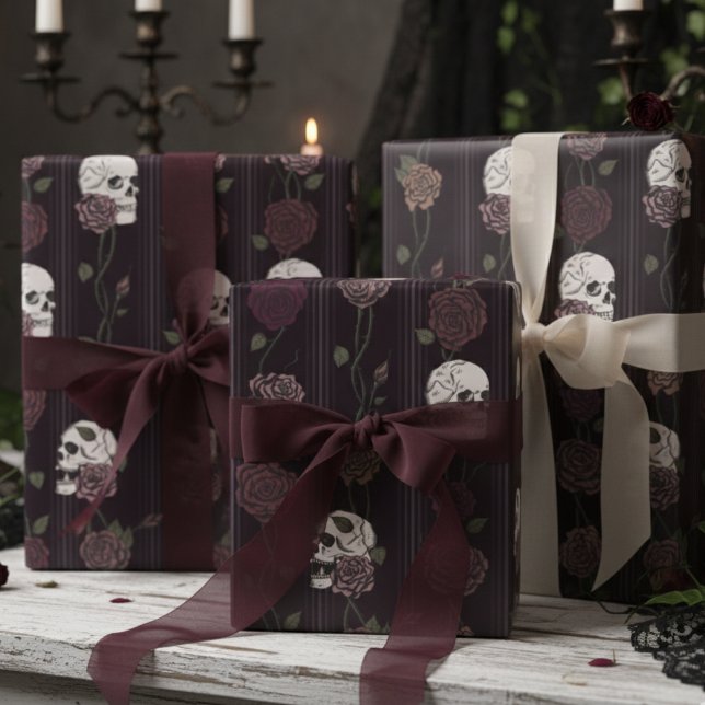 Papel De Regalo Dark Burgundy Gothic Skull & Rose Stripes (Elegant Gothic Wrapping Paper with Burgundy Dark Floral Skull  Striped Pattern. Romantic and Moody)