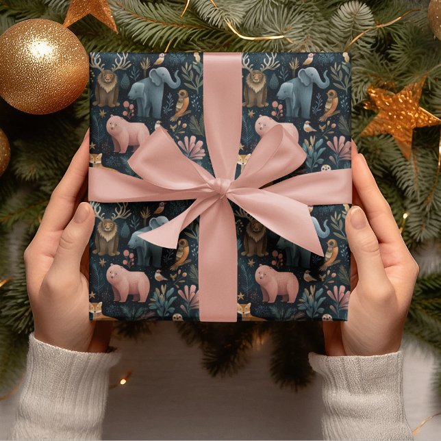 Papel de regalo de animales salvajes de Navidad (Subido por el creador)