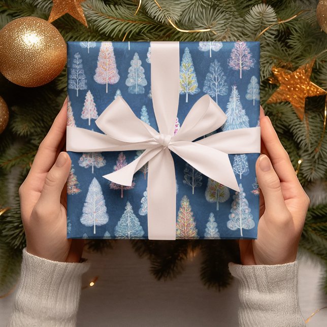Papel de regalo de árboles de Navidad azules capri (Subido por el creador)