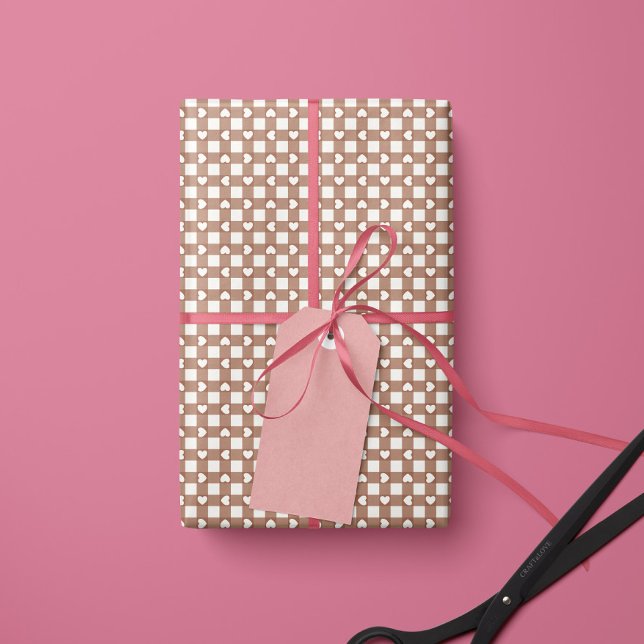 Papel de regalo de corazones a cuadros marrón eleg (Subido por el creador)