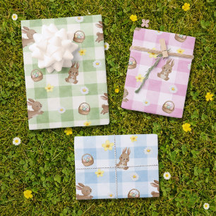 Papel de regalo de cuadros del conejo de Pascua