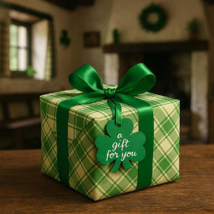 Papel de regalo de cuadros irlandés verde