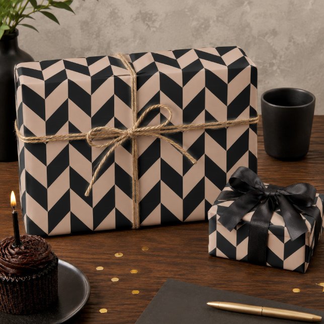 Papel de regalo de cuadros negros y marrones (Subido por el creador)