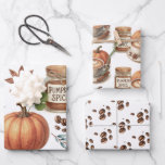 Papel de Regalo de Especias de Calabaza<br><div class="desc">Agrega un toque festivo de otoño a tus regalos con estas hojas de papel de envolver de especias de calabaza, que presentan un diseño ilustrado acogedor de calabazas, palos de canela, lattes y granos de café. Perfecto para un tema de fiesta de compromiso de otoño, celebraciones rústicas o regalos de...</div>