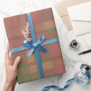 Papel de regalo de estampado de cuadros rojos y ve