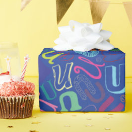 Papel de regalo de la letra del alfabeto U - Azul