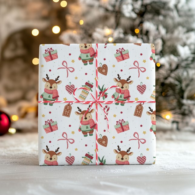 Papel de regalo de Navidad lindo con un cervatillo (Subido por el creador)