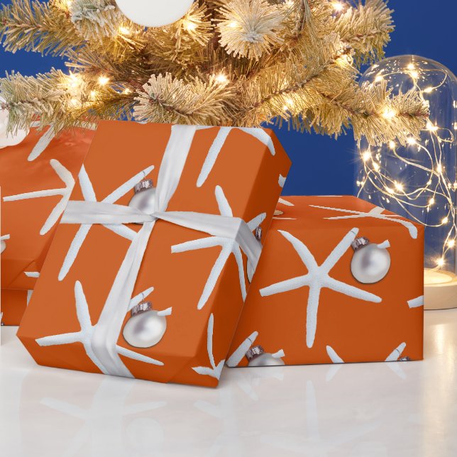 Papel de regalo de Navidad naranja con patrón de e (Vacaciones)