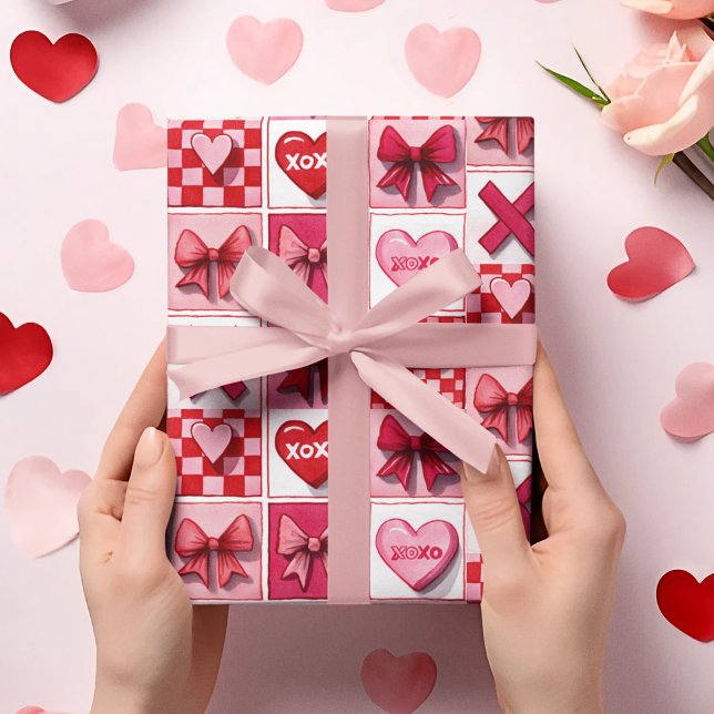Papel de regalo del Día de San Valentín con elemen (Subido por el creador)
