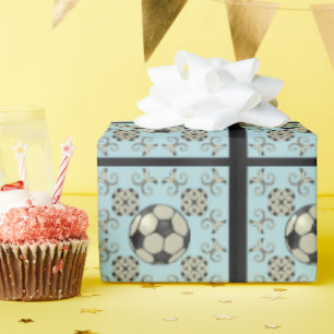 Papel de regalo deportivo de balón de fútbol azul