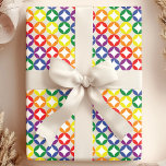 Papel De Regalo Diamantes de Arcoíris Chic y Moderno<br><div class="desc">Agrega un toque de glamour a tus regalos con este papel de regalo de diamantes de arcoíris chic y moderno. Con un vibrante patrón geométrico de diamantes coloridos, este diseño es perfecto para cumpleaños, celebraciones o cualquier ocasión que requiera un toque de brillo. La estética moderna y los colores llamativos...</div>