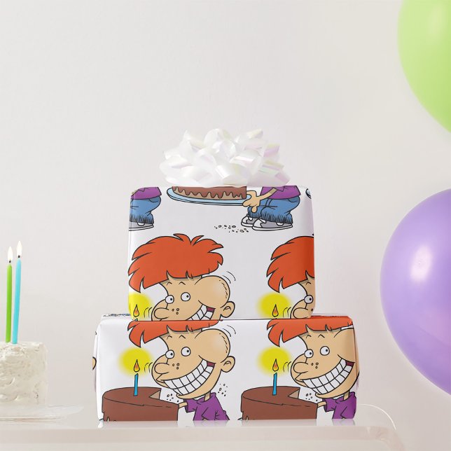Papel De Regalo Dibujo divertido de un niño con pastel de cumpleañ (Subido por el creador)