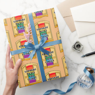 Papel De Regalo Directamente Fuera Del Armario