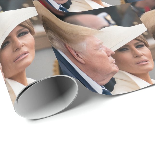 Papel De Regalo Donald y Melania Trump (Esquina del rollo)