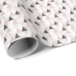 Papel De Regalo Dorado Rosa Negro Marble Blanco Aniversario geomét<br><div class="desc">Papel de envoltura de cumpleaños con un patrón de triángulo geométrico rosa,  dorado,  blanco y negro.</div>