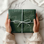 Papel De Regalo Duste Green Merry Christmas<br><div class="desc">Papel de envoltura tradicional de color liso. Un tono verde moderno con Feliz Navidad con letra manuscrita blanca impresa en un patrón de repetición. Papel de envolvimiento de navidad verde y turbio</div>