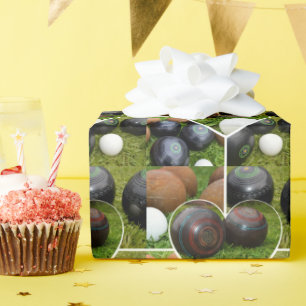 Papel De Regalo El corazón de los bowling en césped: un Collage de