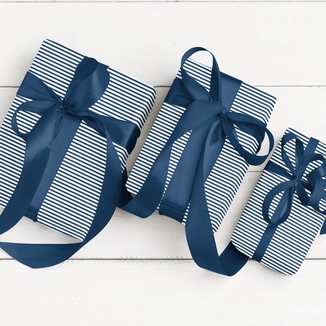 Papel De Regalo Elegante azul prusiano y blanco delgado a rayas (Elegant Thin Striped Wrapping Paper with Prussian Blue and White Lines. Chic Fall / Winter Gift Wrap)