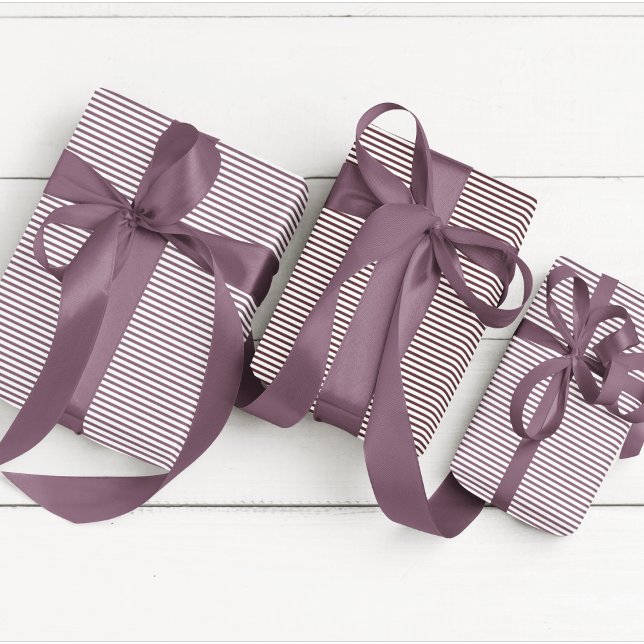 Papel De Regalo Elegante morado delgado a rayas (Elegant Thin Striped Wrapping Paper with Purple and White Lines. Gift Wrap with Chic Fall Color.)