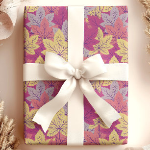 Papel De Regalo Elegante patrón de hojas de otoño moradas y amaril