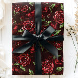 Papel De Regalo Elegante patrón floral de rosas rojas<br><div class="desc">Este elegante papel de envolvimiento con motivos florales de rosas rojas aporta un toque de sofisticación y audaz romance a cualquier regalo. Con sus rosas rojas profundas y su elegante entorno, este diseño es perfecto para eventos formales, bodas, aniversarios y ocasiones elegantes donde la belleza y el estilo son imprescindibles....</div>