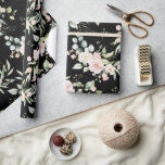 Papel De Regalo Elegante Rubor rosa Eucalyptus Negro<br><div class="desc">Flores de color rosa y ruidoso con toques verdes junto con algunos eucaliptos en un elegante fondo negro. Así que bonito para la ducha de novia o boda o cualquier ocasión. Tan guapa y tan elegante.</div>