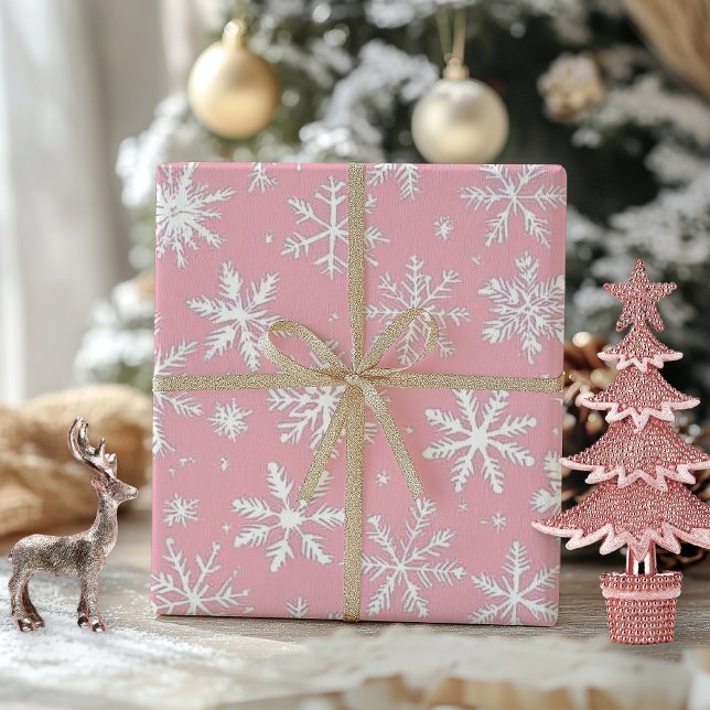 Papel De Regalo Elegantes copos de nieve rosa y blanco (Elegant Vintage Pink and White Snowflakes Wrapping Paper)