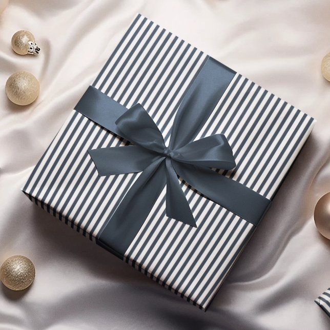 Papel De Regalo Elegantes franjas delgadas azules y blancas de la  (Elegant Striped Wrapping in Navy Blue & White. Chic & Timeless. For All Occasions and  All Ages.)