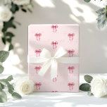 Papel De Regalo Ella está atando el nudo arco rosa Ducha de novia<br><div class="desc">Ella está atando el nudo rosado arco Bridal Ducha Envoltura Papel a juego están disponibles.</div>