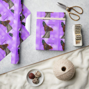 Papel De Regalo Encaramado en Su Majestad: Rooster On Dreamy Purpl