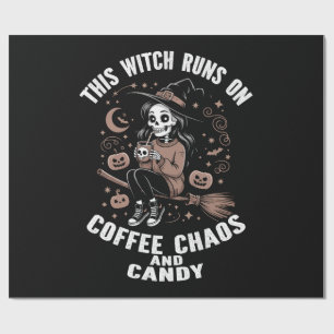 Papel De Regalo Esta bruja corre por el café, el caos y el dulce