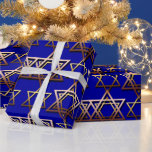 Papel De Regalo Estrella de David Hanukkah Wrapping Paper<br><div class="desc">Puede cambiar fácilmente el color de fondo haciendo clic en el botón personalizar.</div>