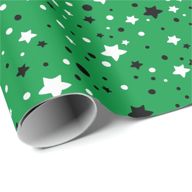 Papel De Regalo estrellas en blanco y negro sobre verde (Esquina del rollo)