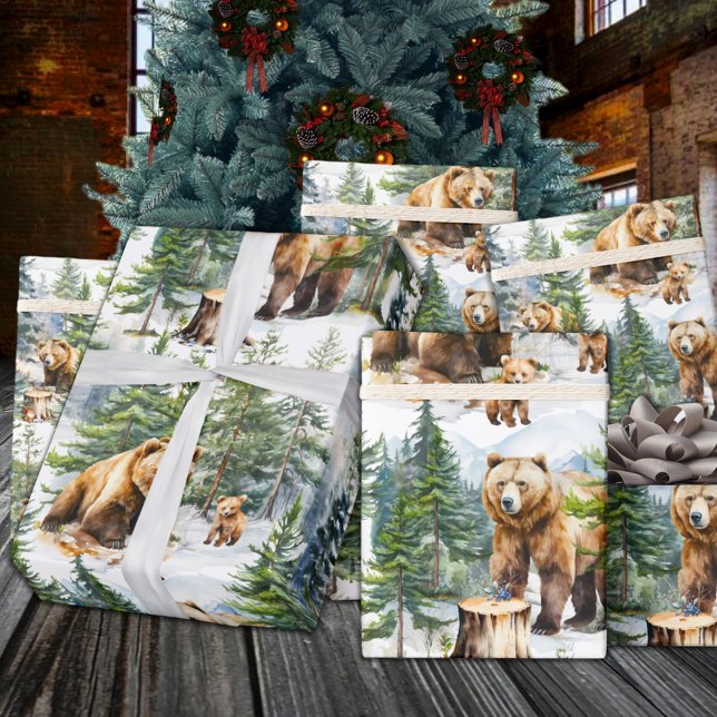 Papel De Regalo Familia De Osos Grizzly Roam Un Bosque De Bosques  (Grizzly Bear Family Roam A Winter Woodland Forest Wrapping Paper)
