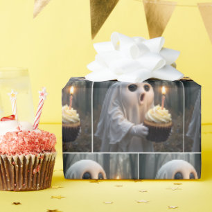 Papel De Regalo Fantasma con un pastel de cumpleaños