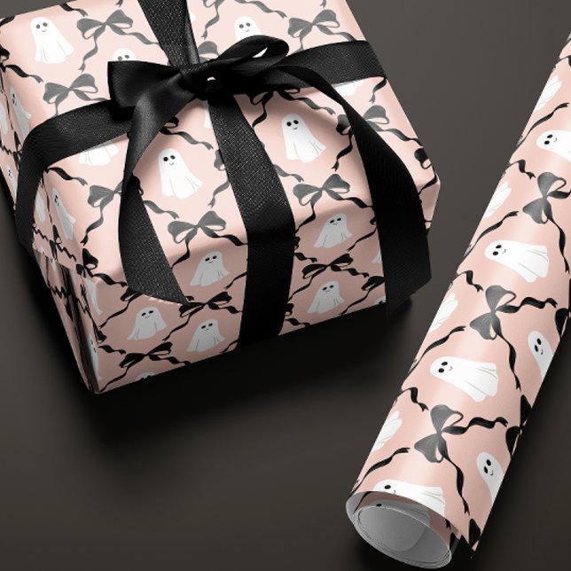 Papel De Regalo Fantasmas rosados y arcos negros Halloween (light pink Halloween gift wrapping paper with a cute smiling ghost and black bow diamonds)