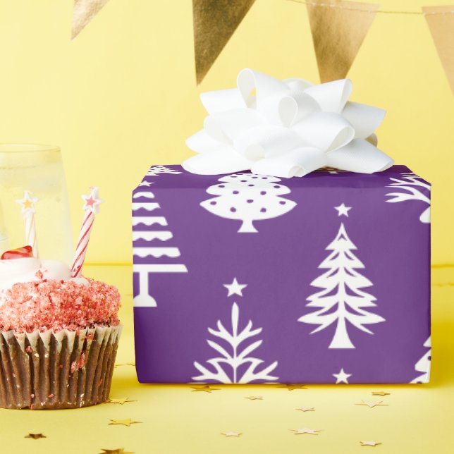 Papel De Regalo Festive Purple and White Christmas Tree Pattern (Fiesta de cumpleaños )