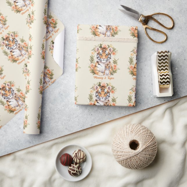 Papel De Regalo Festividad del Recién nacido tigre y cachorro (Artesanía)