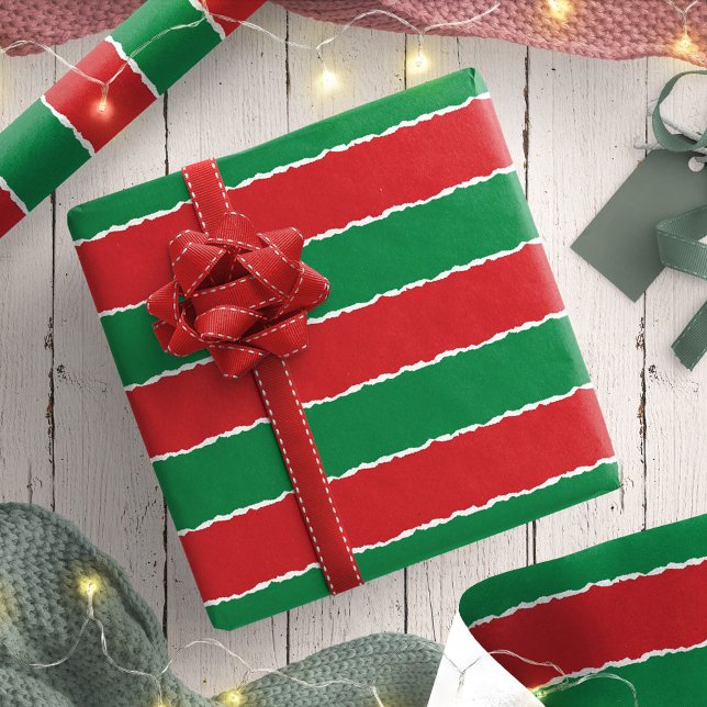 Papel De Regalo Festividad Red Green Faux Torn Stripes Navidades (Festive Red Green Faux Torn Stripes Christmas Wrapping Paper)