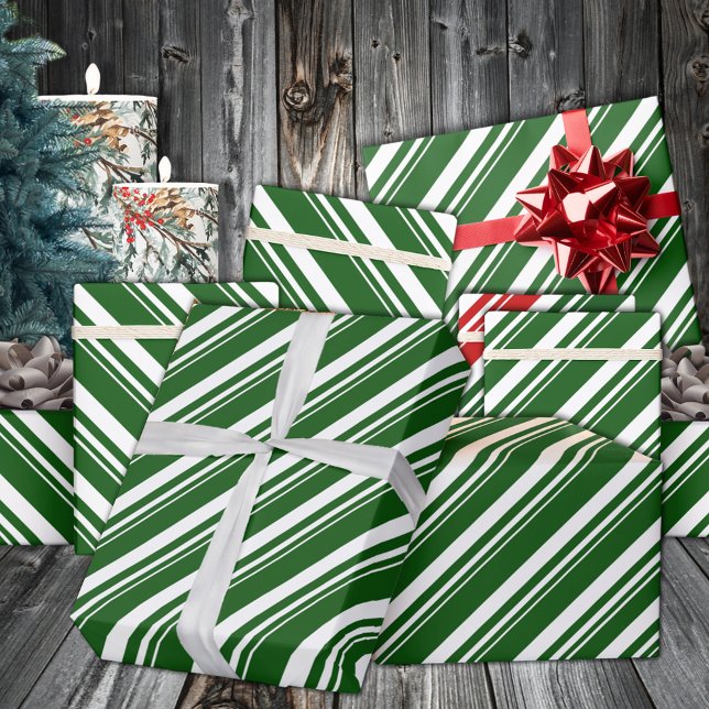 Papel De Regalo Fiesta de la franja de caña verde del bosque blanc (White Forest Green Candy Cane Stripe Holiday Wrapping Paper in 6 and 15 foot long 30 inch tall rolls)