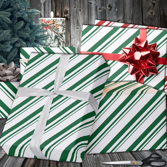 Papel De Regalo Fiesta de la franja de caña verde forestal (Forest Green Candy Cane Stripe Holiday Wrapping Paper in 6 and 15 foot long 30 Inch Width Rolls)