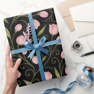 Papel De Regalo Flor rosa y cúrcuta sobre negro con patrón de repe